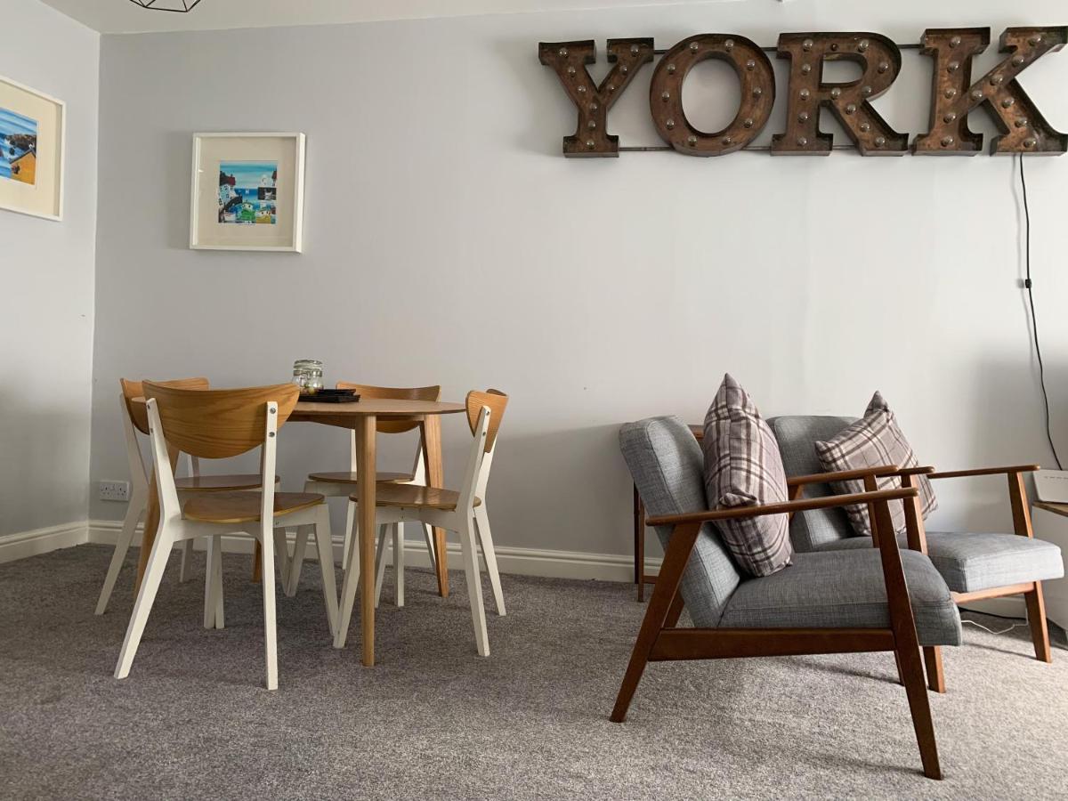 Stay In The Heart Of York At The Hampden - Free Parking - York Holiday Home Zewnętrze zdjęcie