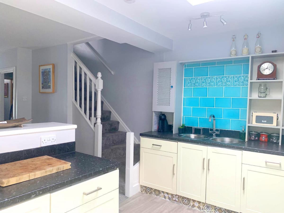 Stay In The Heart Of York At The Hampden - Free Parking - York Holiday Home Zewnętrze zdjęcie