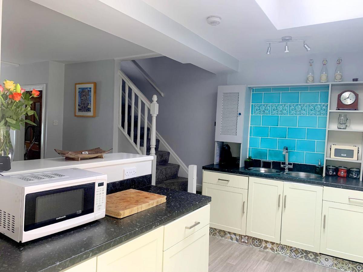Stay In The Heart Of York At The Hampden - Free Parking - York Holiday Home Zewnętrze zdjęcie