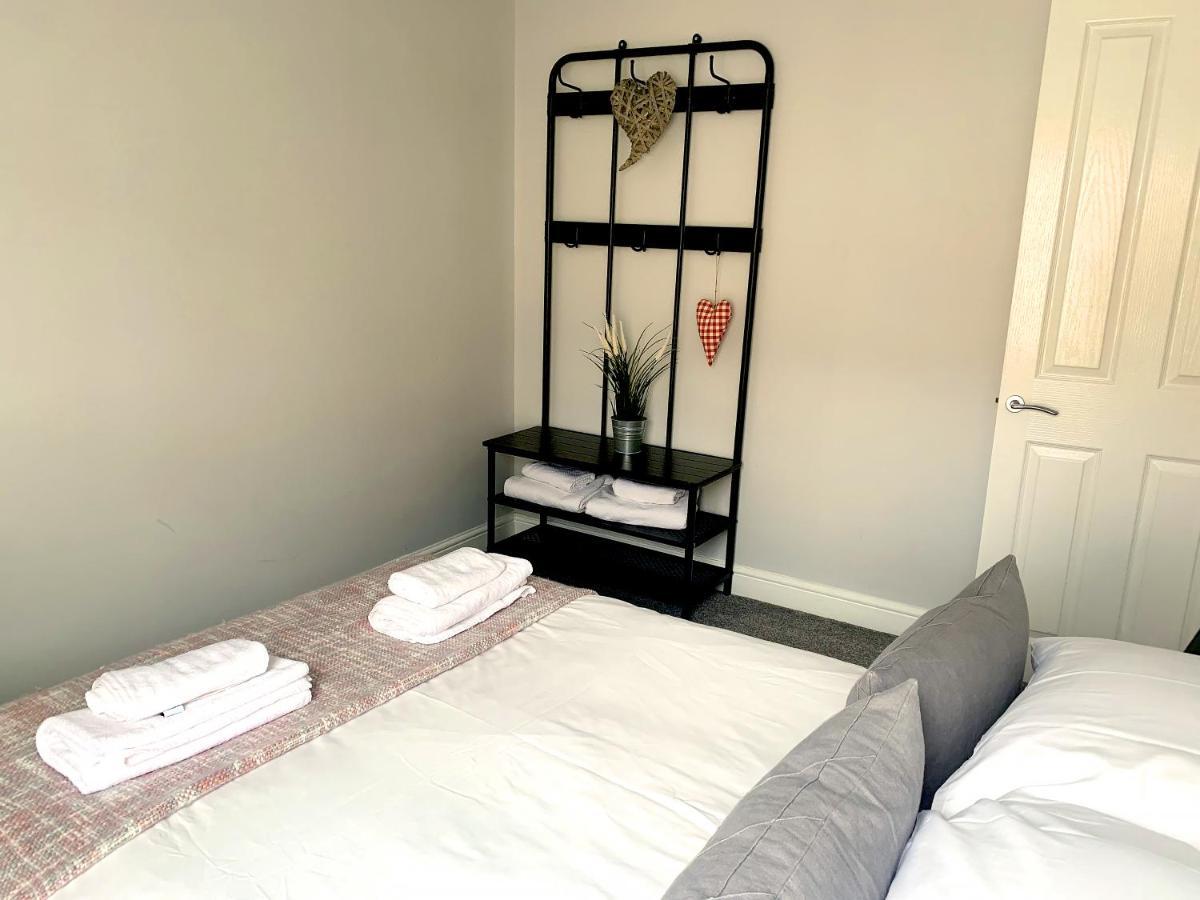 Stay In The Heart Of York At The Hampden - Free Parking - York Holiday Home Zewnętrze zdjęcie