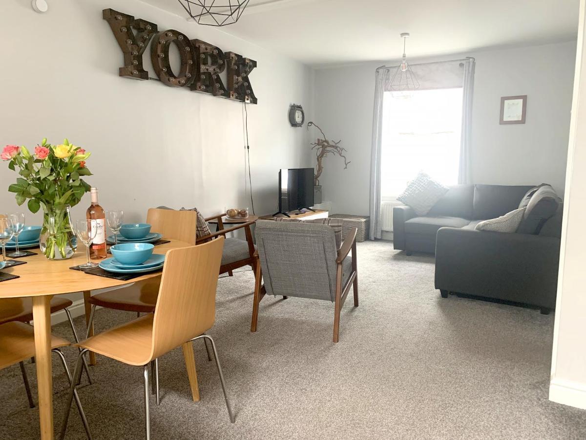 Stay In The Heart Of York At The Hampden - Free Parking - York Holiday Home Zewnętrze zdjęcie