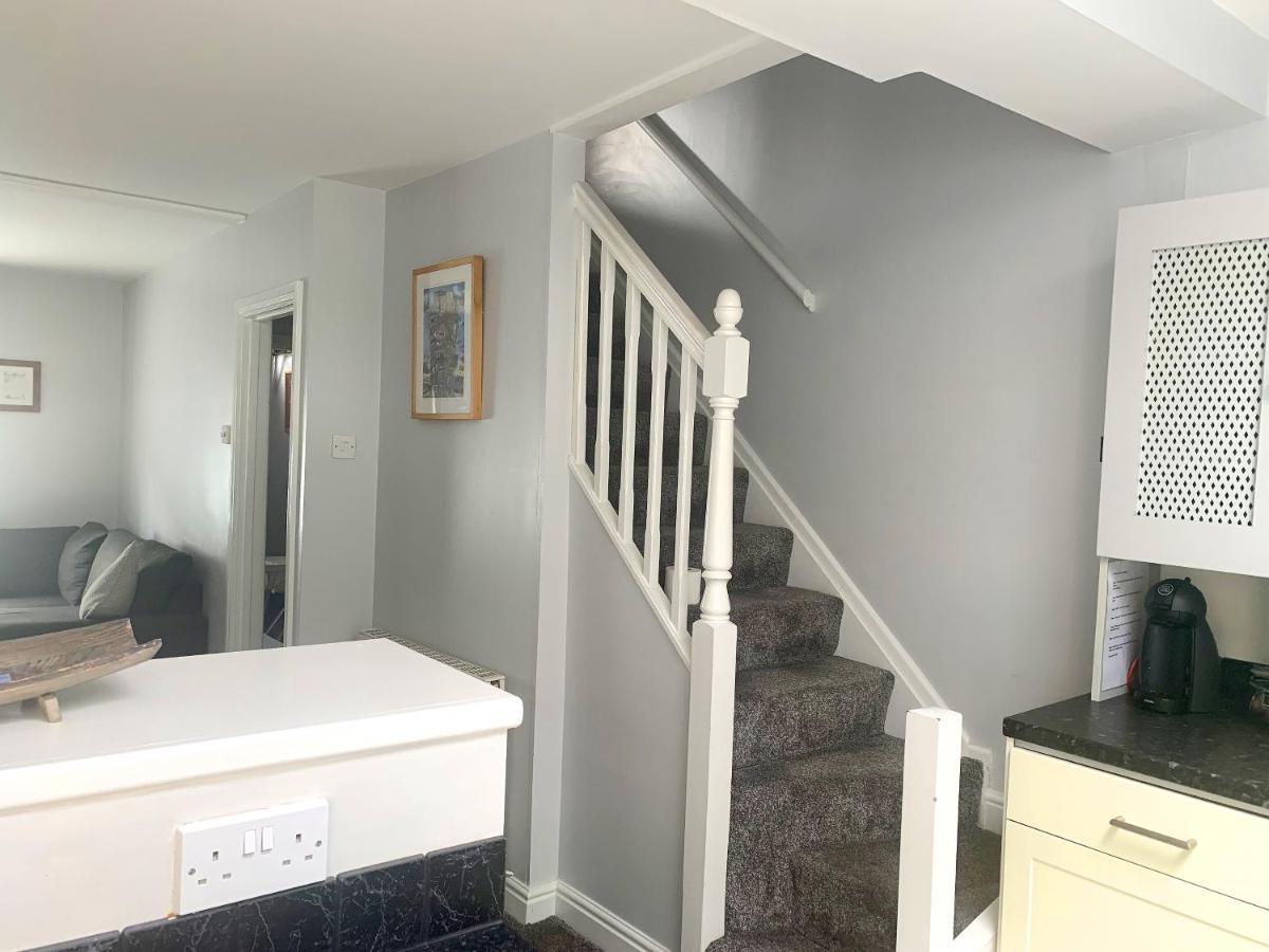 Stay In The Heart Of York At The Hampden - Free Parking - York Holiday Home Zewnętrze zdjęcie