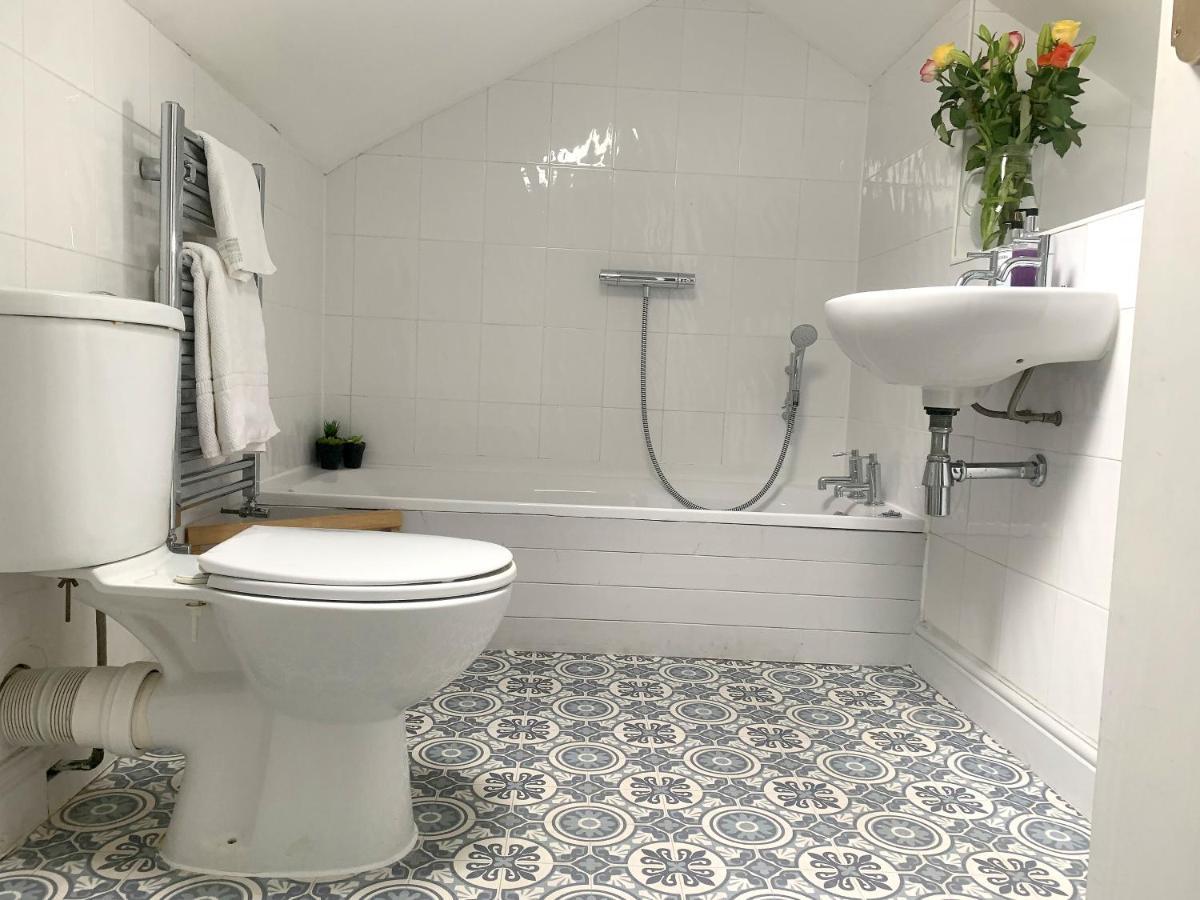 Stay In The Heart Of York At The Hampden - Free Parking - York Holiday Home Zewnętrze zdjęcie