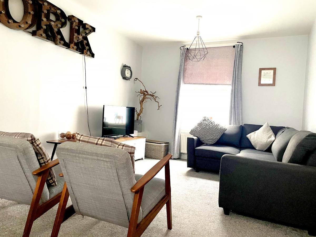 Stay In The Heart Of York At The Hampden - Free Parking - York Holiday Home Zewnętrze zdjęcie