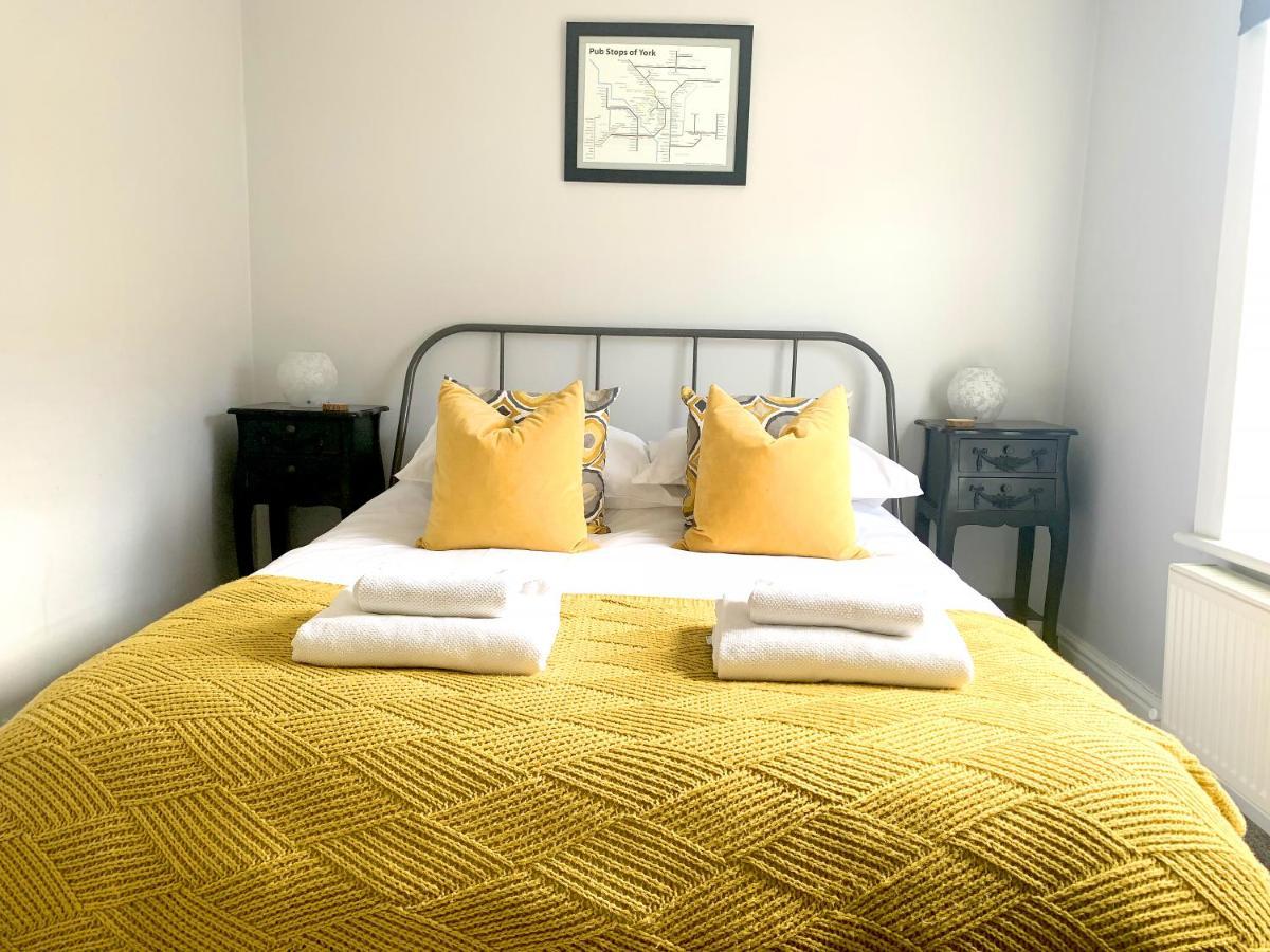 Stay In The Heart Of York At The Hampden - Free Parking - York Holiday Home Zewnętrze zdjęcie